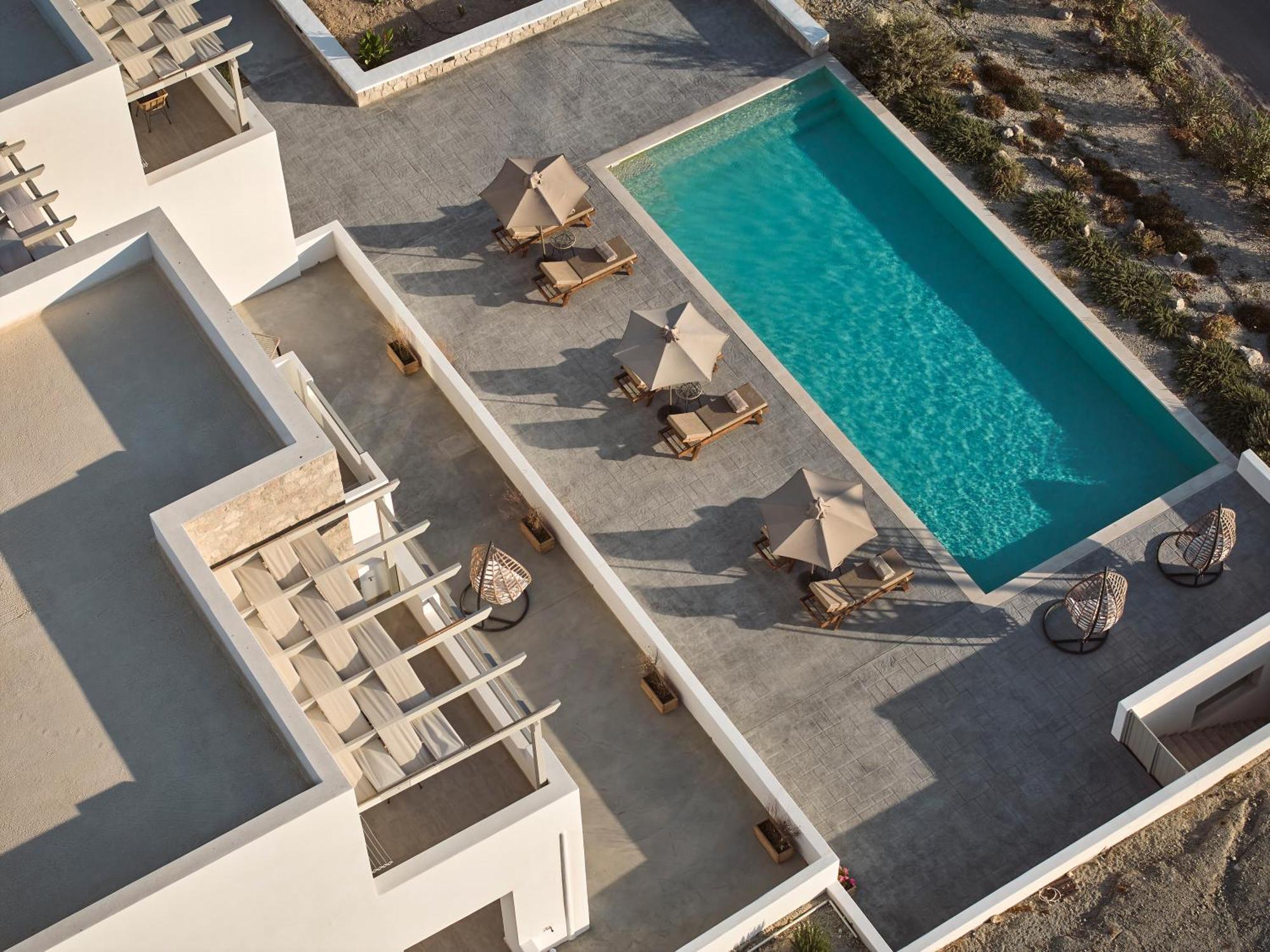 Kedros Milos Suites Adamantas  Exteriör bild