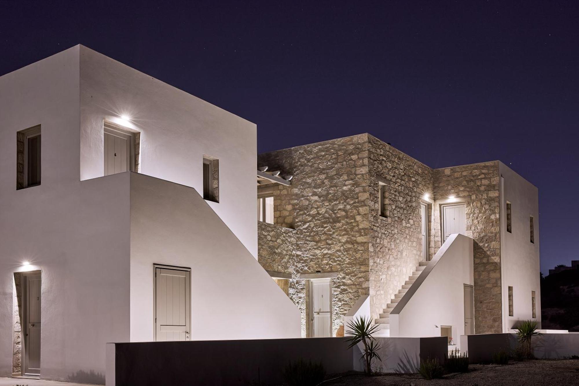Kedros Milos Suites Adamantas  Exteriör bild
