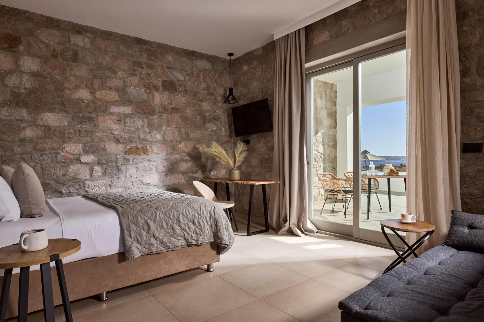 Kedros Milos Suites Adamantas  Exteriör bild