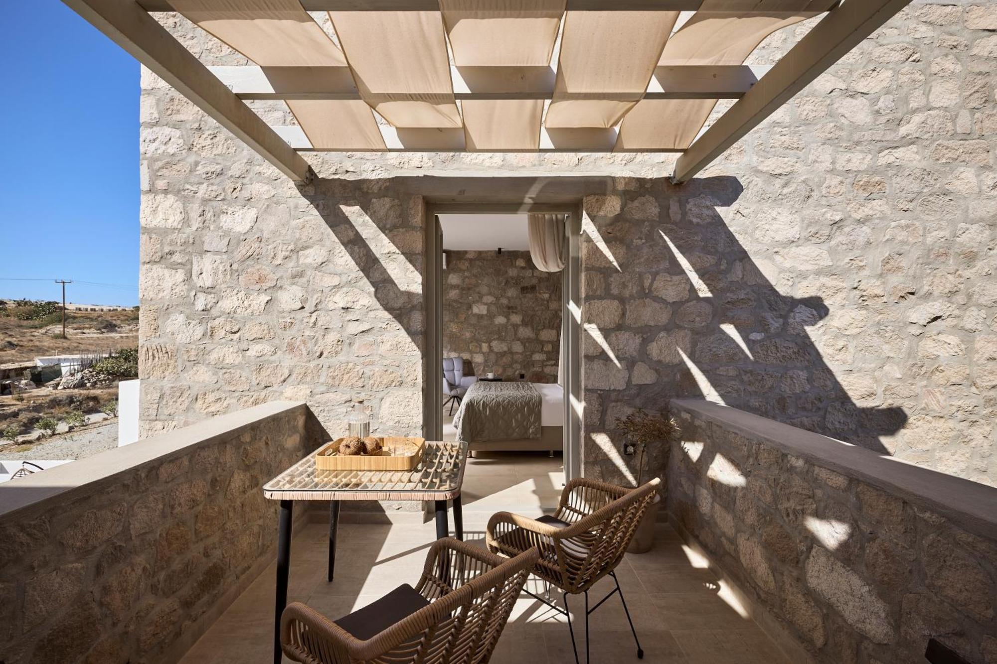 Kedros Milos Suites Adamantas  Exteriör bild