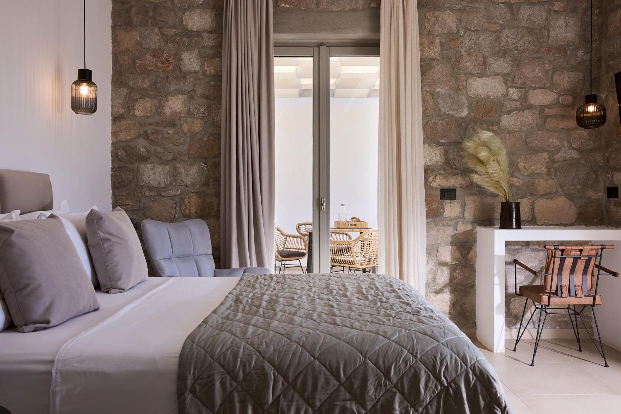 Kedros Milos Suites Adamantas  Rum bild