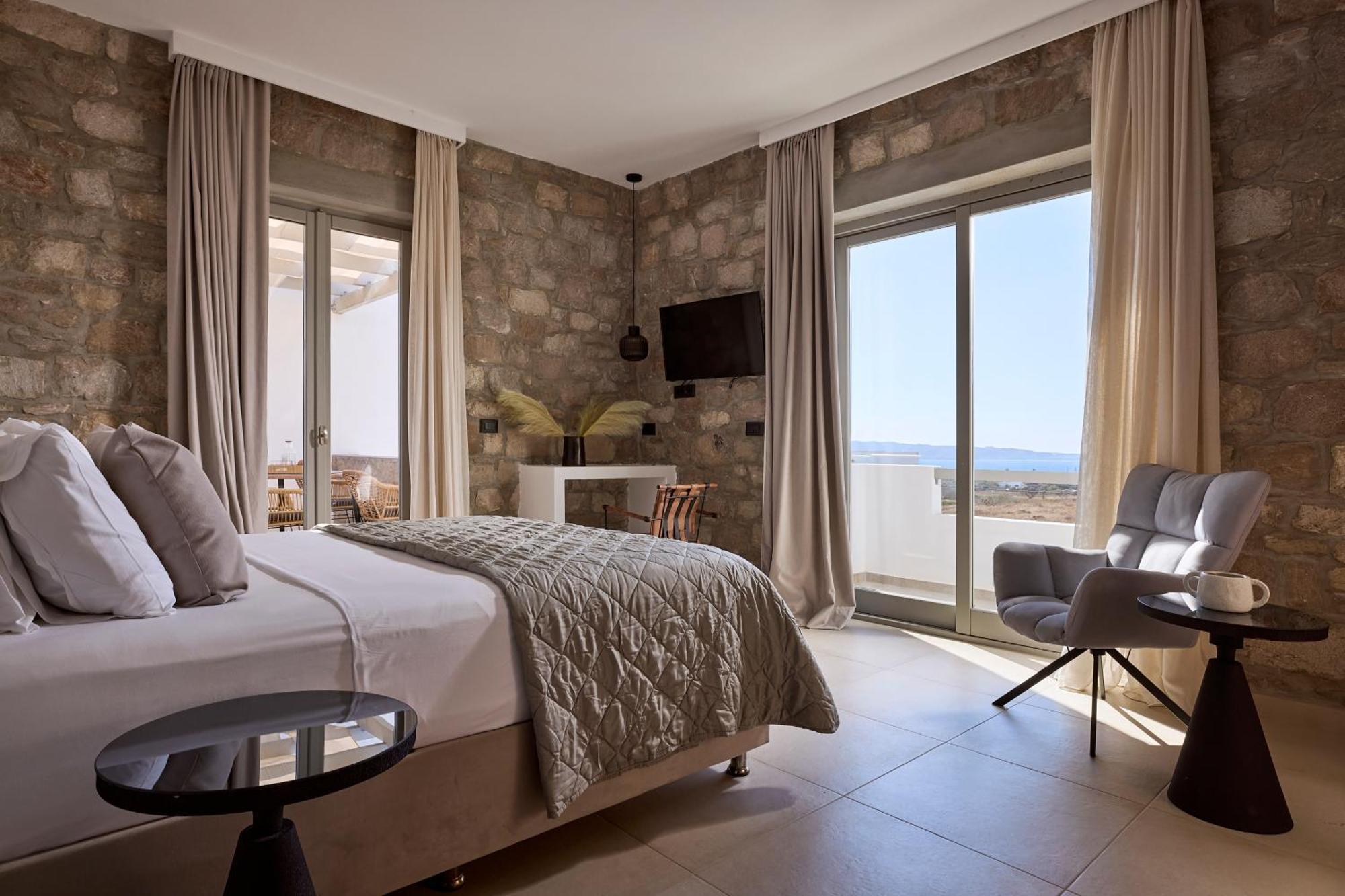Kedros Milos Suites Adamantas  Rum bild